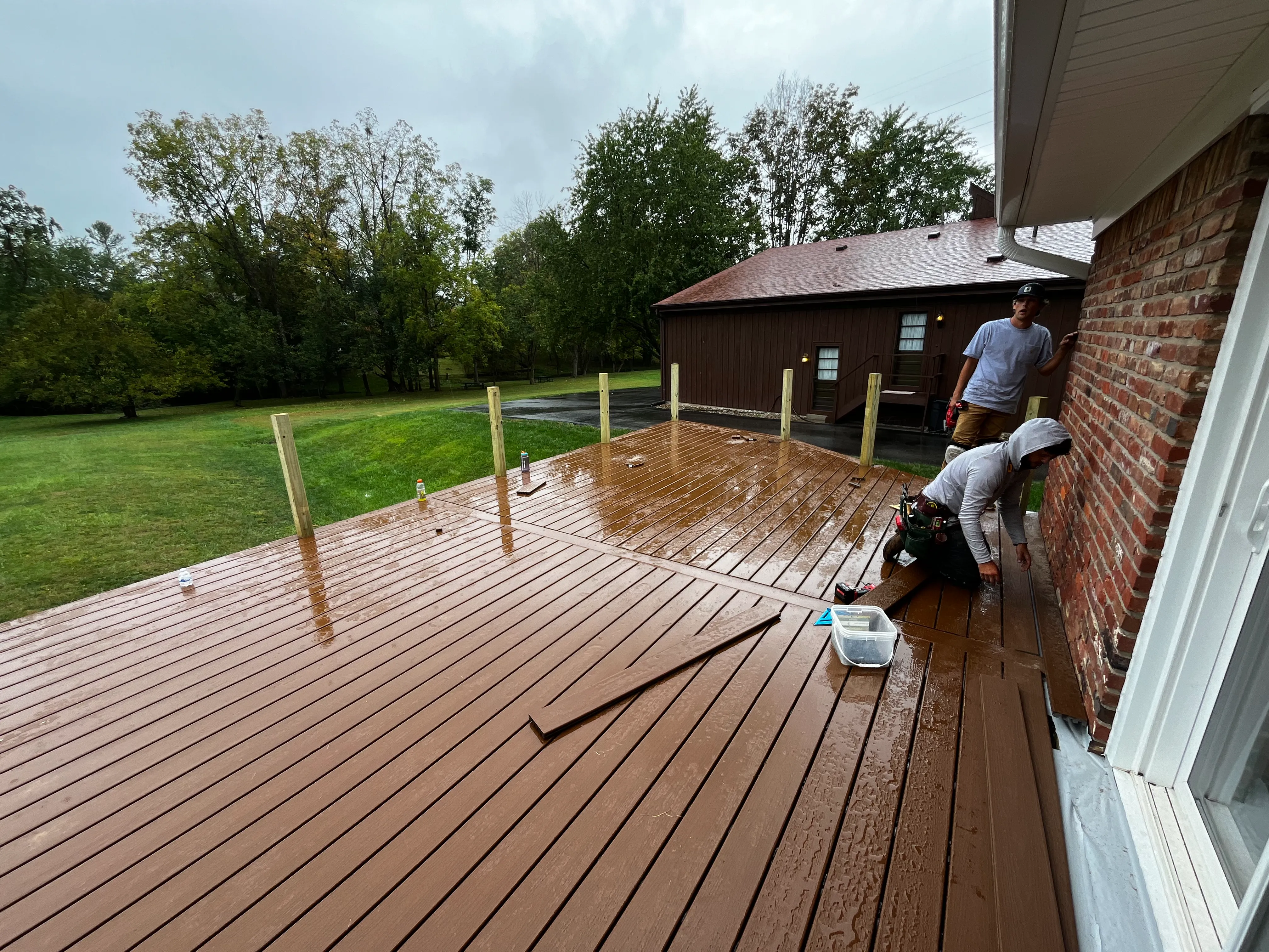 Deck sealing services Louisville